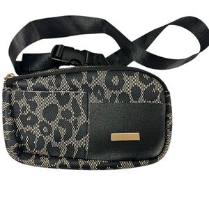 Stylish Black and Gold Animal Print Women's Fanny Pack Bag w/ Adjustable Strap